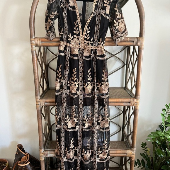 VENUS Dresses & Skirts - VENUS Black Maxi Dress with Gold Floral Embroidery